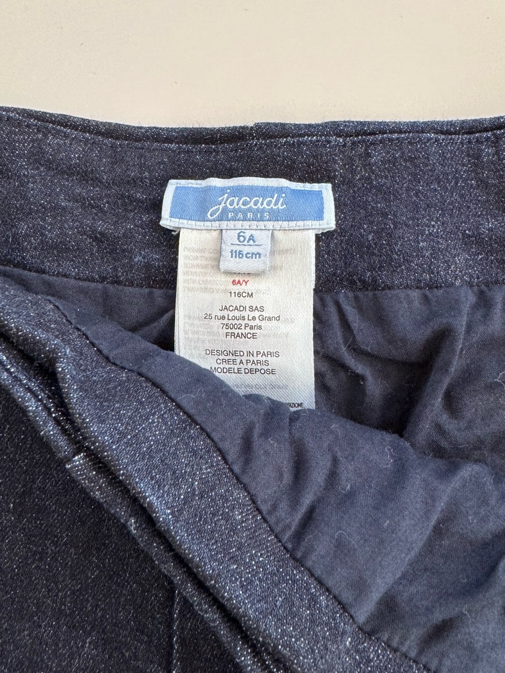 Jacadi Navy Scallop Hem Girls' Shorts with Gold Button Accents 🐚 - Picture 4 of 7